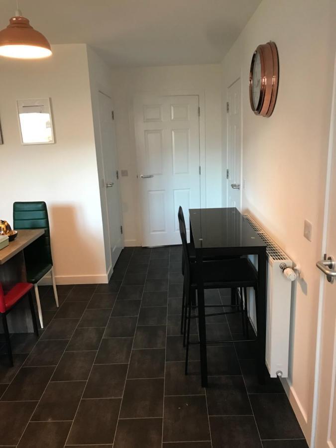 Modern&bright home in quiet&central area Inverness Extérieur photo