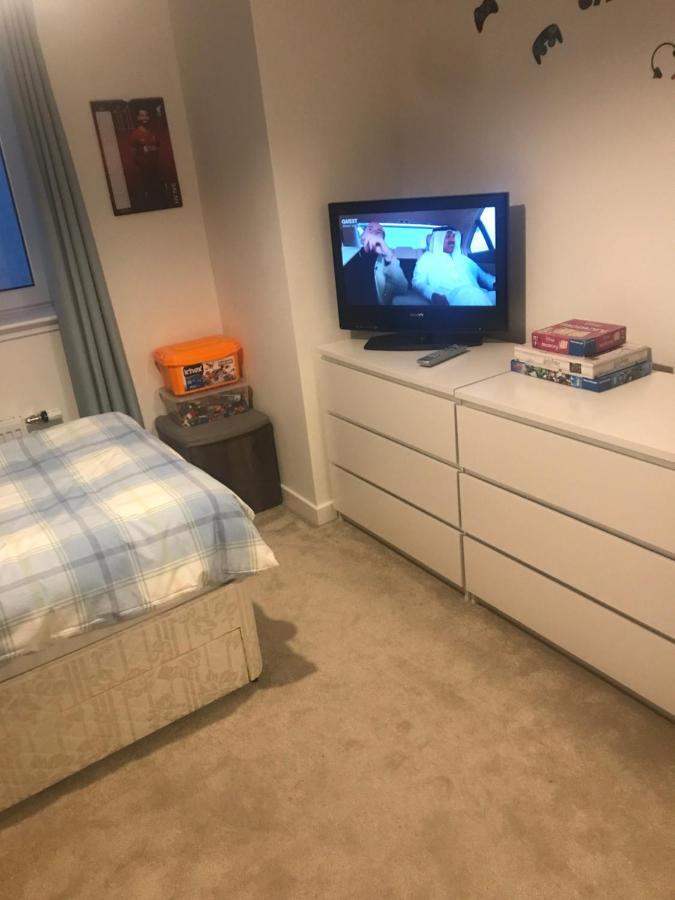 Modern&bright home in quiet&central area Inverness Extérieur photo