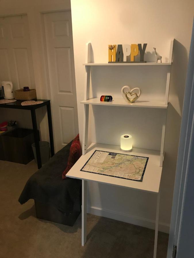 Modern&bright home in quiet&central area Inverness Extérieur photo